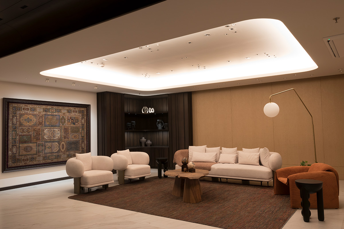 PuneShowroom Image01