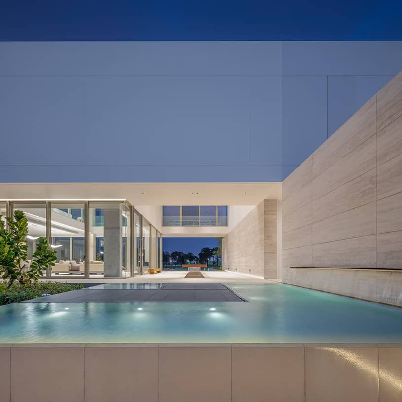 Vanilla Wall House, Thailand: Luxury residence with GLARE-LESS downlights 02